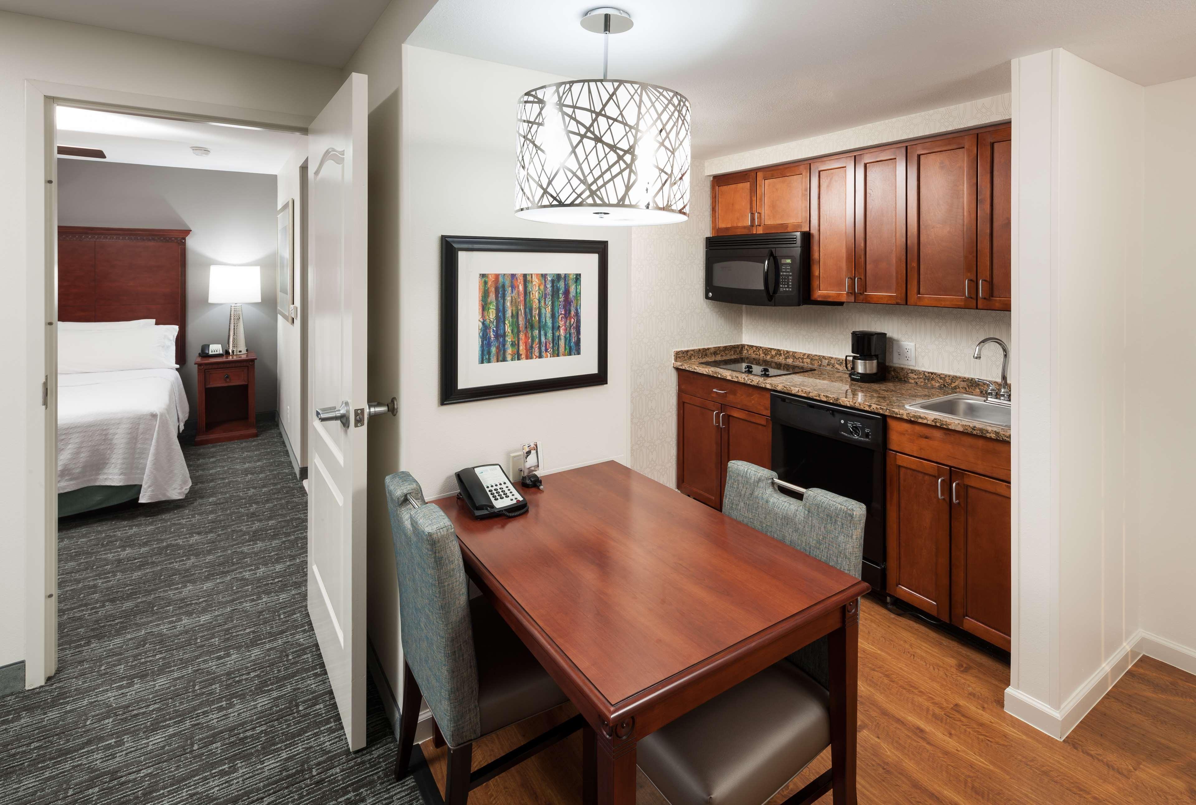 Homewood Suites Denton Kültér fotó