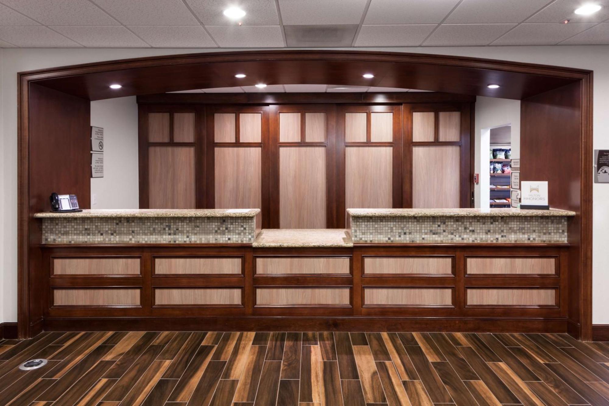 Homewood Suites Denton Kültér fotó