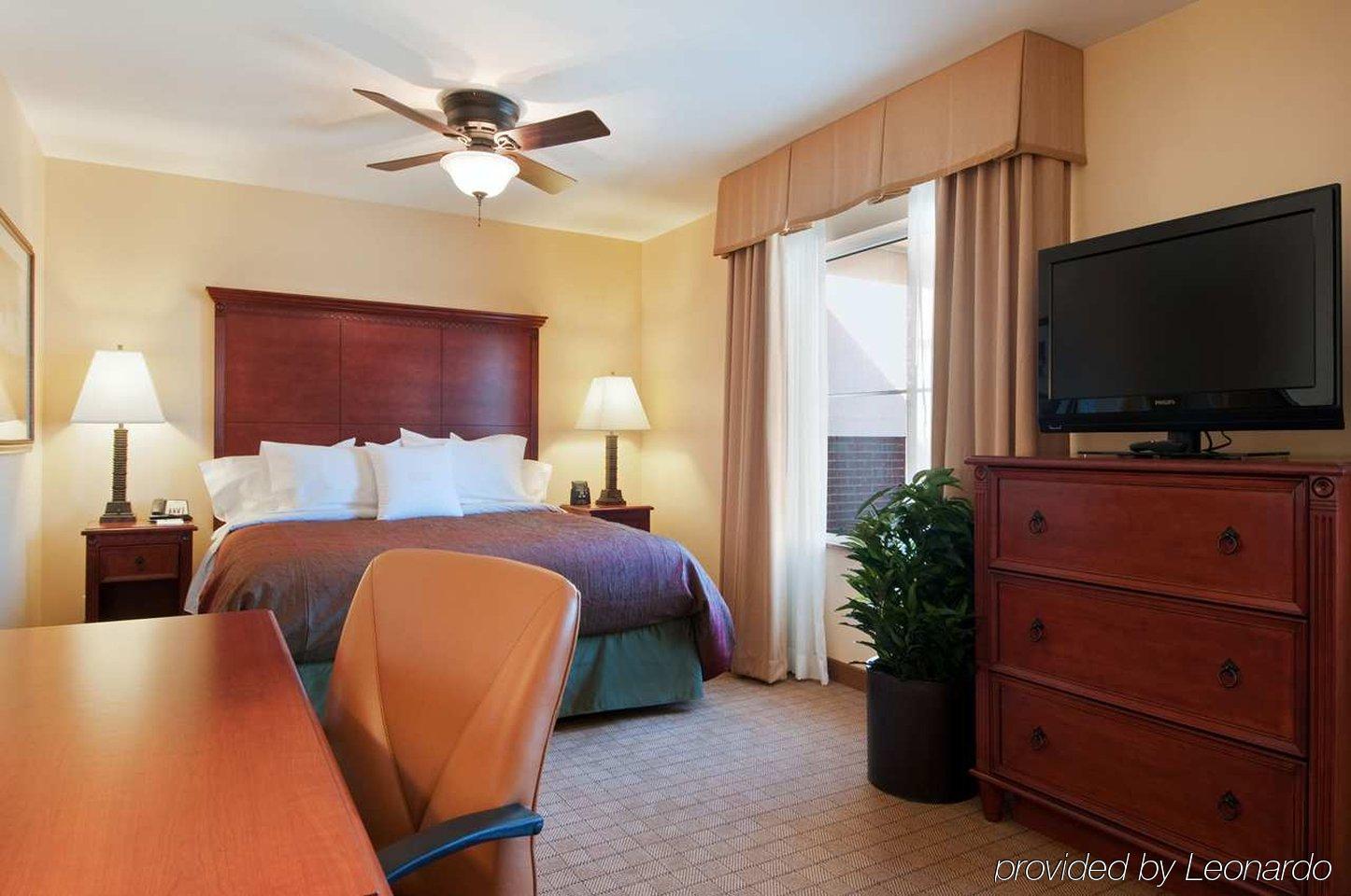 Homewood Suites Denton Szoba fotó
